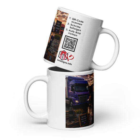 Murmari LKW-Fahrer Keramik-Tasse mit Augmented Reality – Hauptansicht